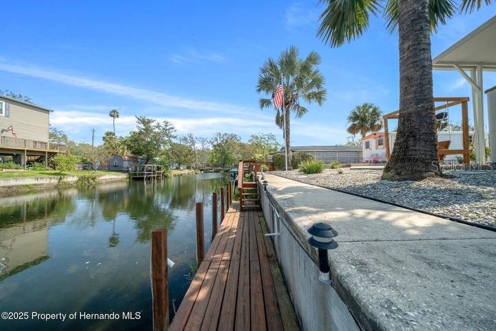 WEEKI WACHEE SHORES - Residential