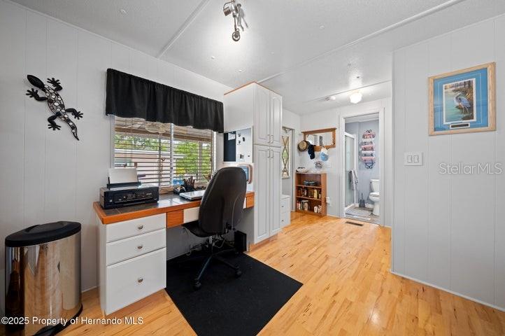 WEEKI WACHEE SHORES - Residential