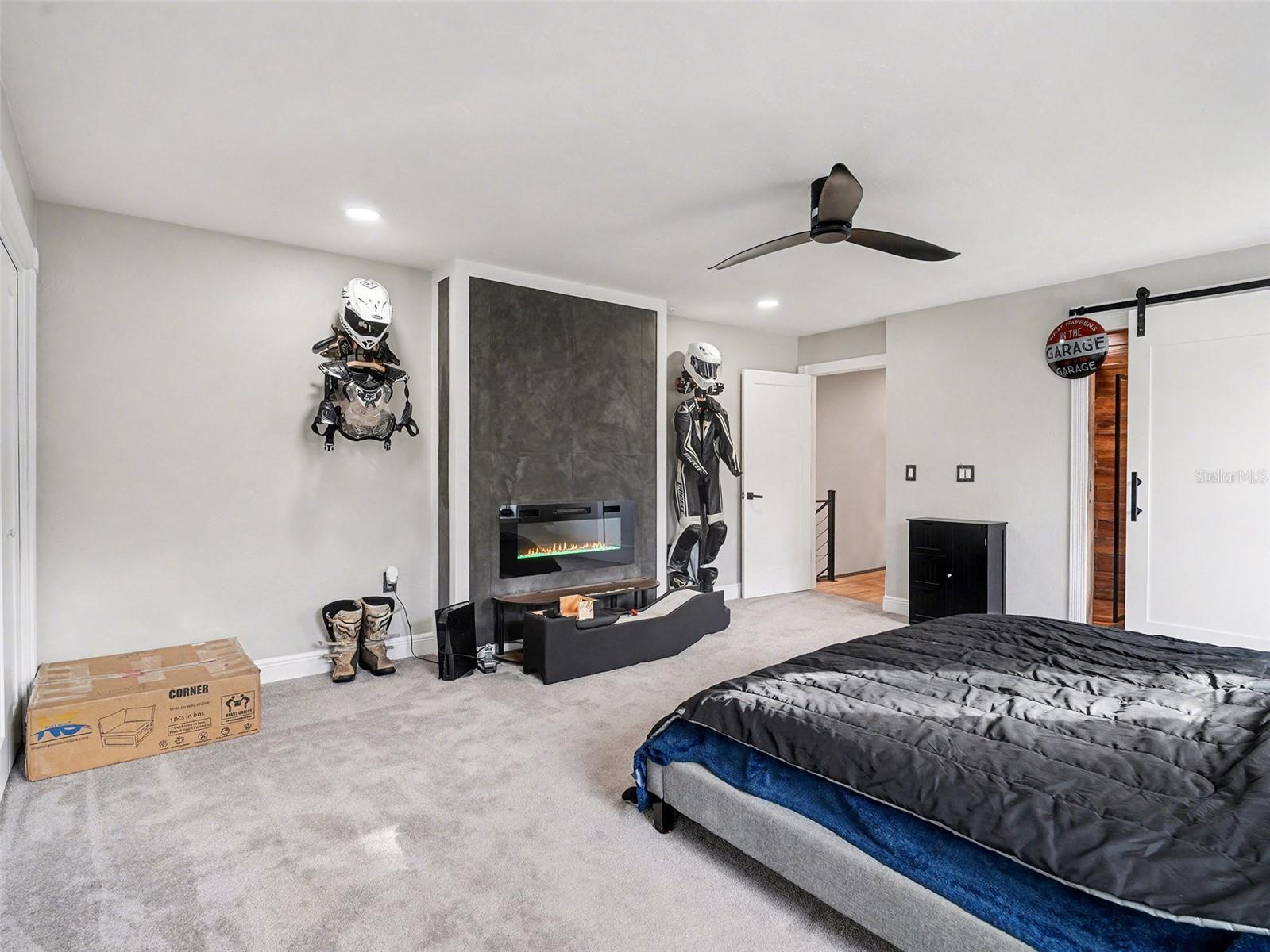 OAK HAMMOCK - Residential