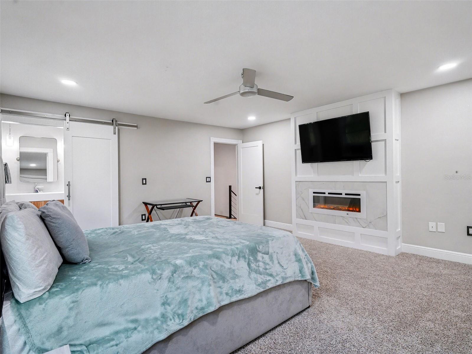 OAK HAMMOCK - Residential