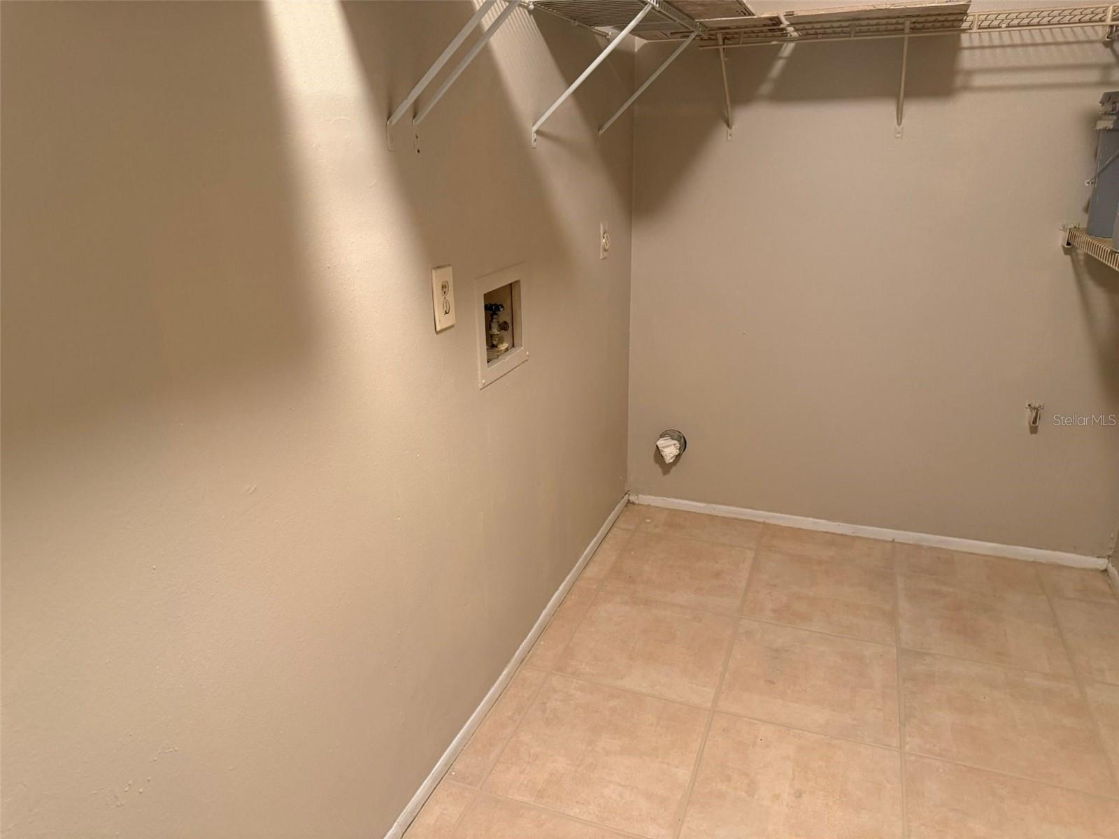 PORT CHARLOTTE SEC 63 - Residential Lease