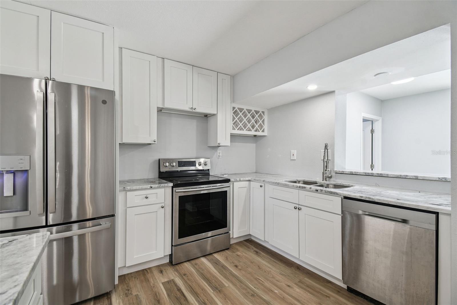 SPRING HILL - Residential