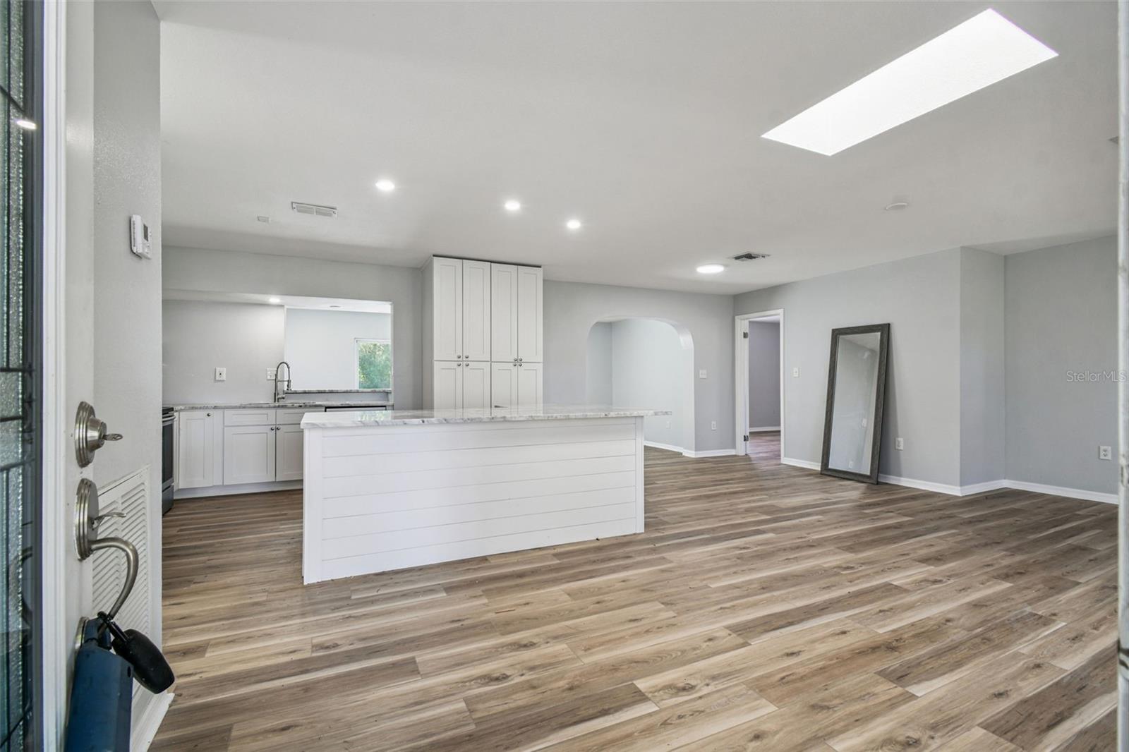 SPRING HILL - Residential