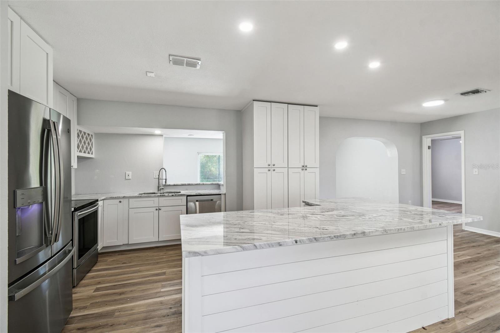 SPRING HILL - Residential