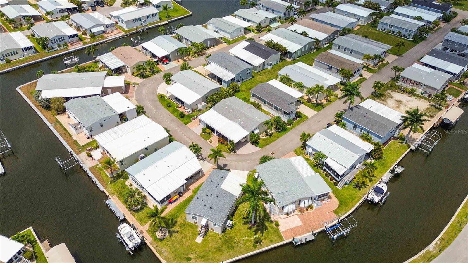 WINDMILL VILLAGE - Residential