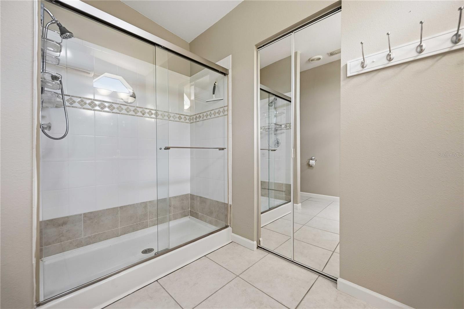 WINDMILL VILLAGE - Residential