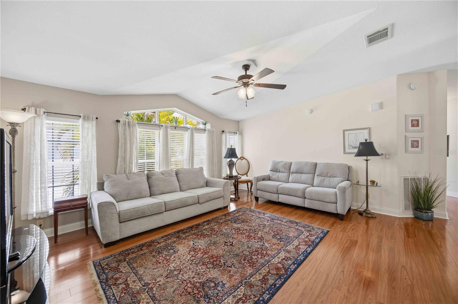 WINDMILL VILLAGE - Residential