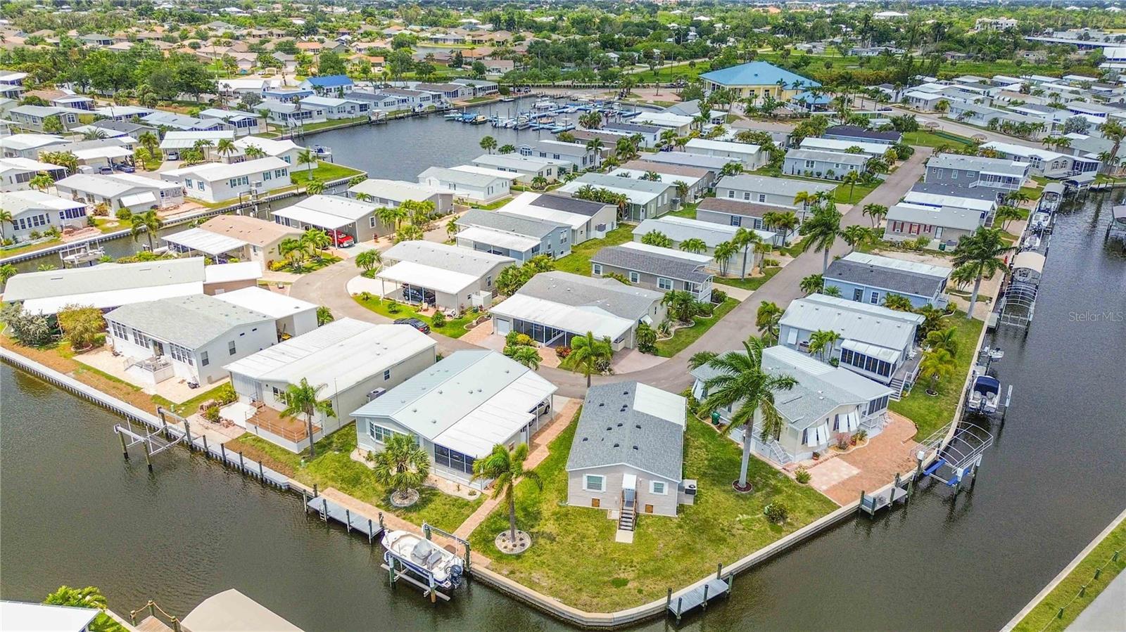 WINDMILL VILLAGE - Residential