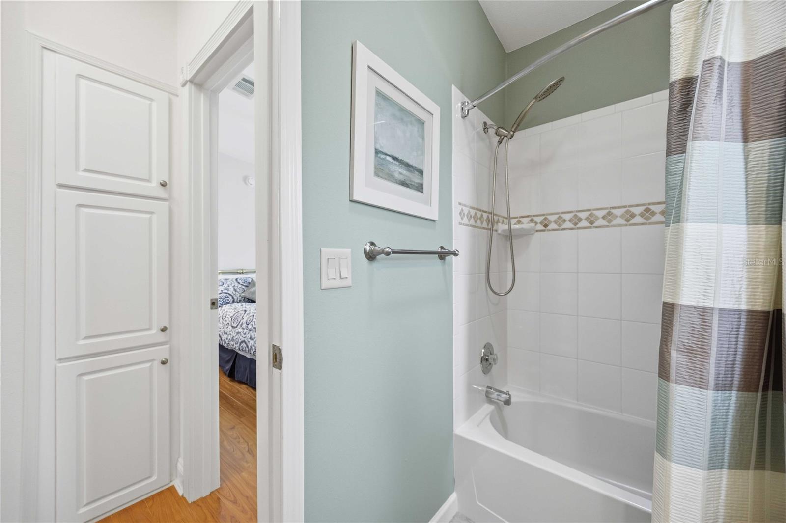 WINDMILL VILLAGE - Residential