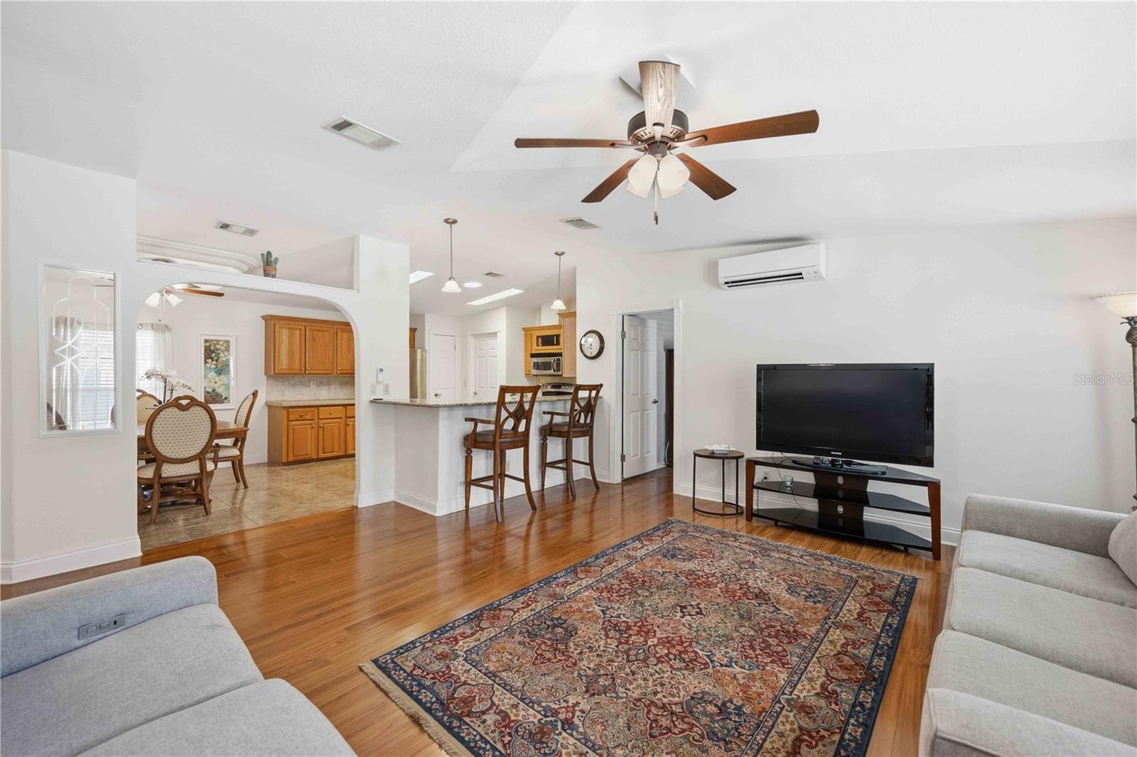 WINDMILL VILLAGE - Residential