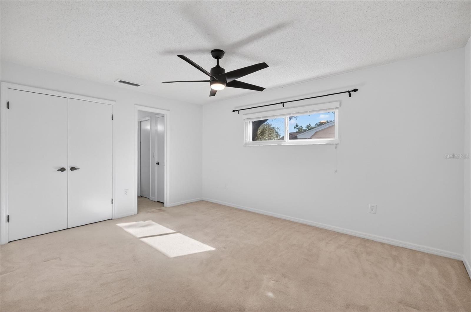 LAKE DORA PINES - Residential