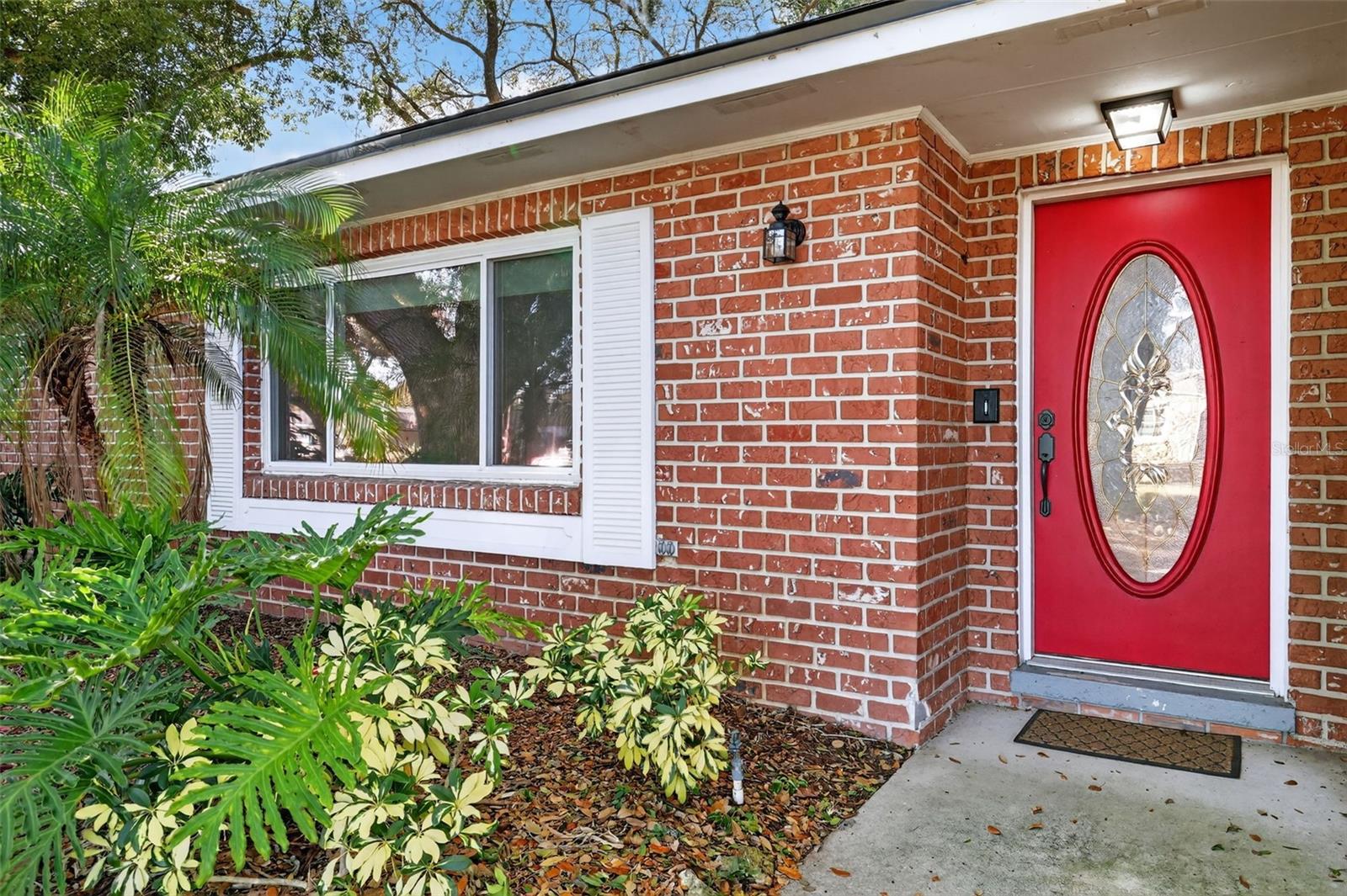 LAKE DORA PINES - Residential