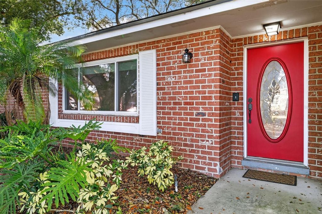 Photo of 3450 Laurel Drive, Mount Dora, FL 32757 (MLS # R4910578)