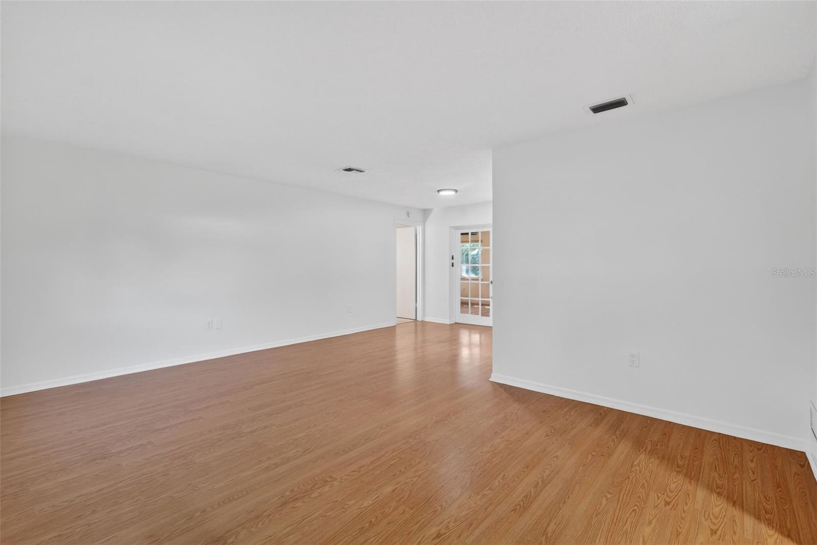 LAKE DORA PINES - Residential