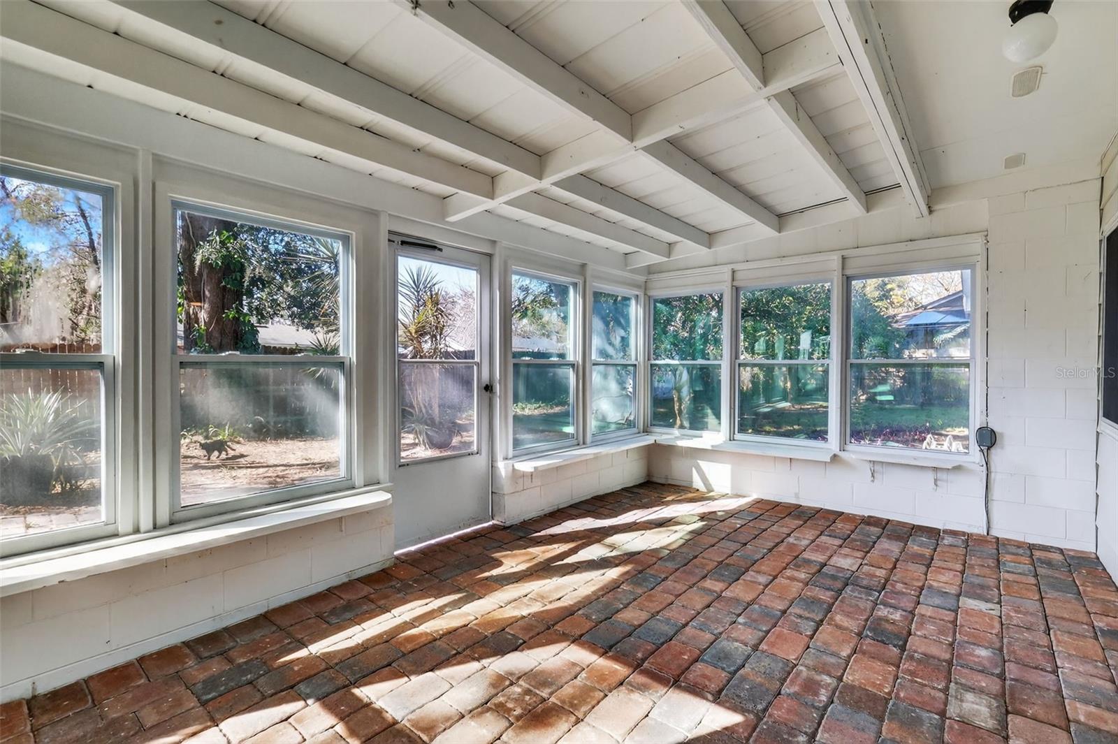 LAKE DORA PINES - Residential