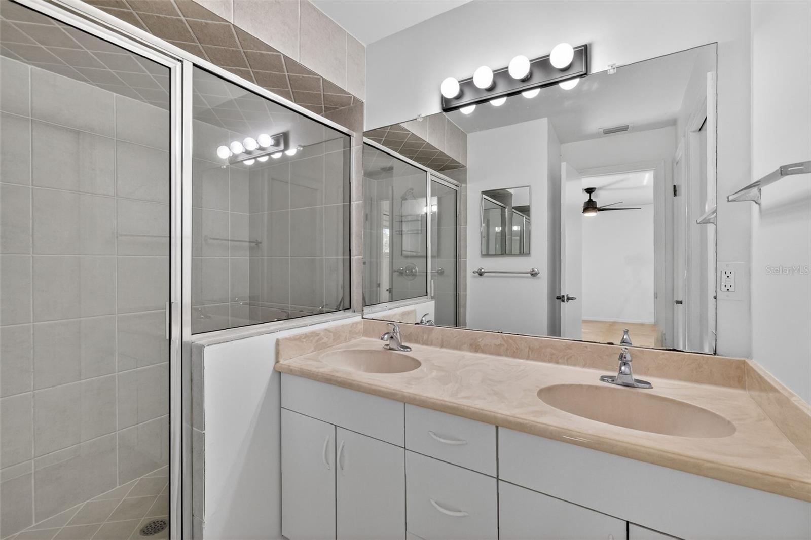 LAKE DORA PINES - Residential