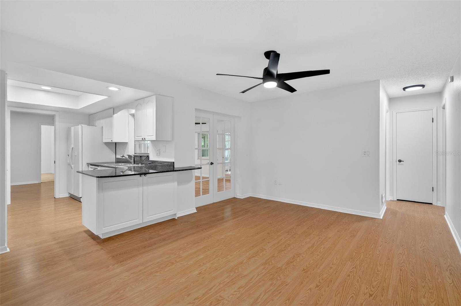 LAKE DORA PINES - Residential