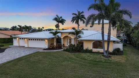 524 Hornblower Lane, Longboat Key, FL 34228