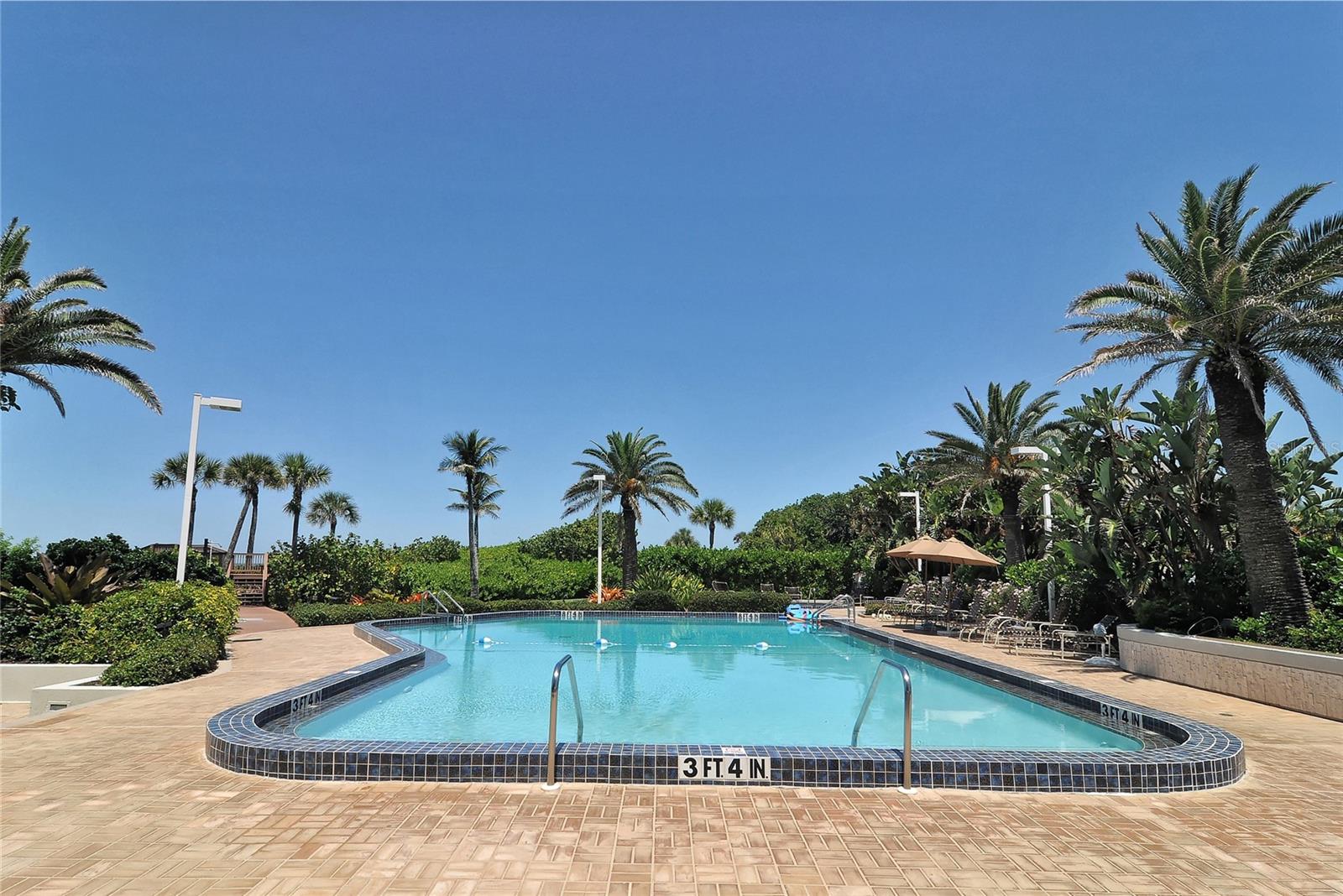 BEACHES OF LONGBOAT KEY PH-1 - Residential