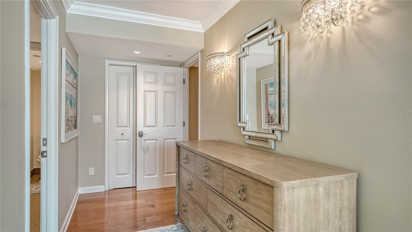 BEACHES OF LONGBOAT KEY PH-1 - Residential