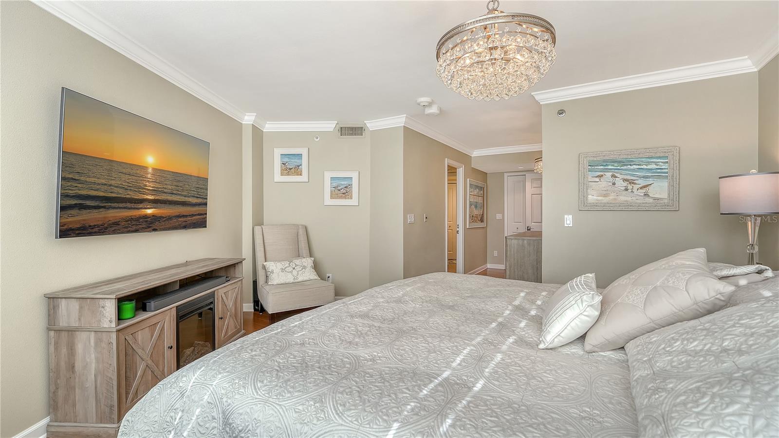 BEACHES OF LONGBOAT KEY PH-1 - Residential