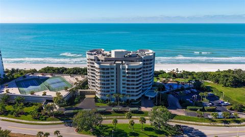 Photo of 775 Longboat Club Road #204, Longboat Key, FL 34228 (MLS # A4677065)