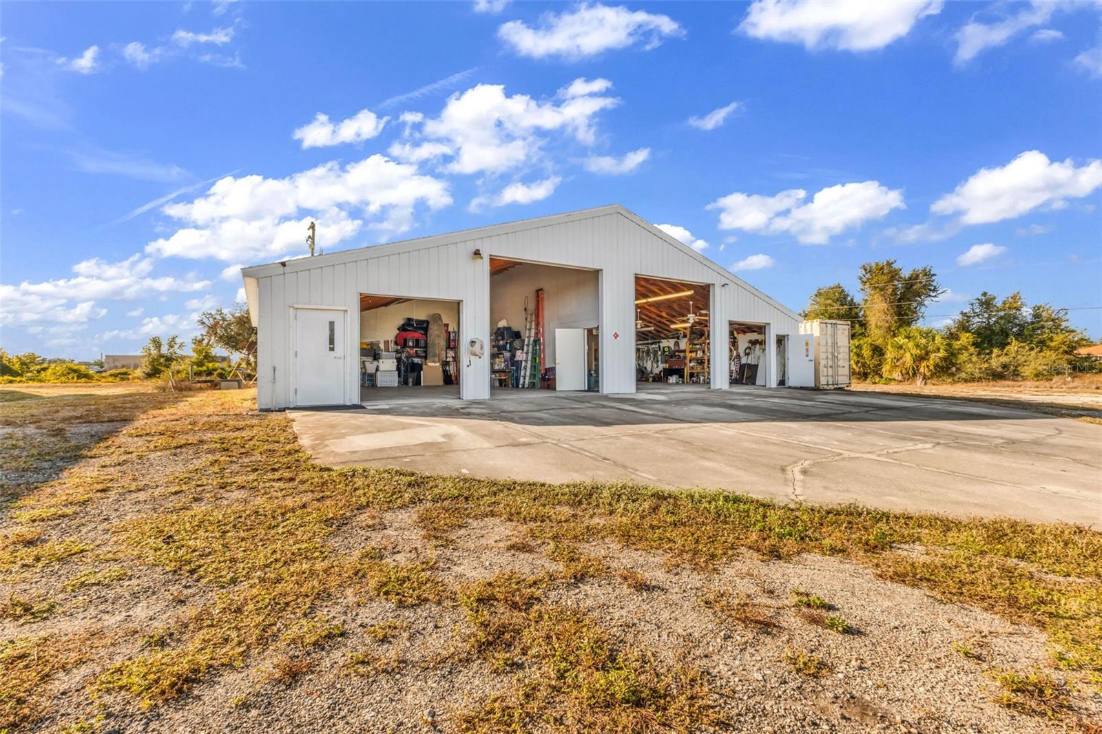 HRBR HEIGHTS - Commercial Sale