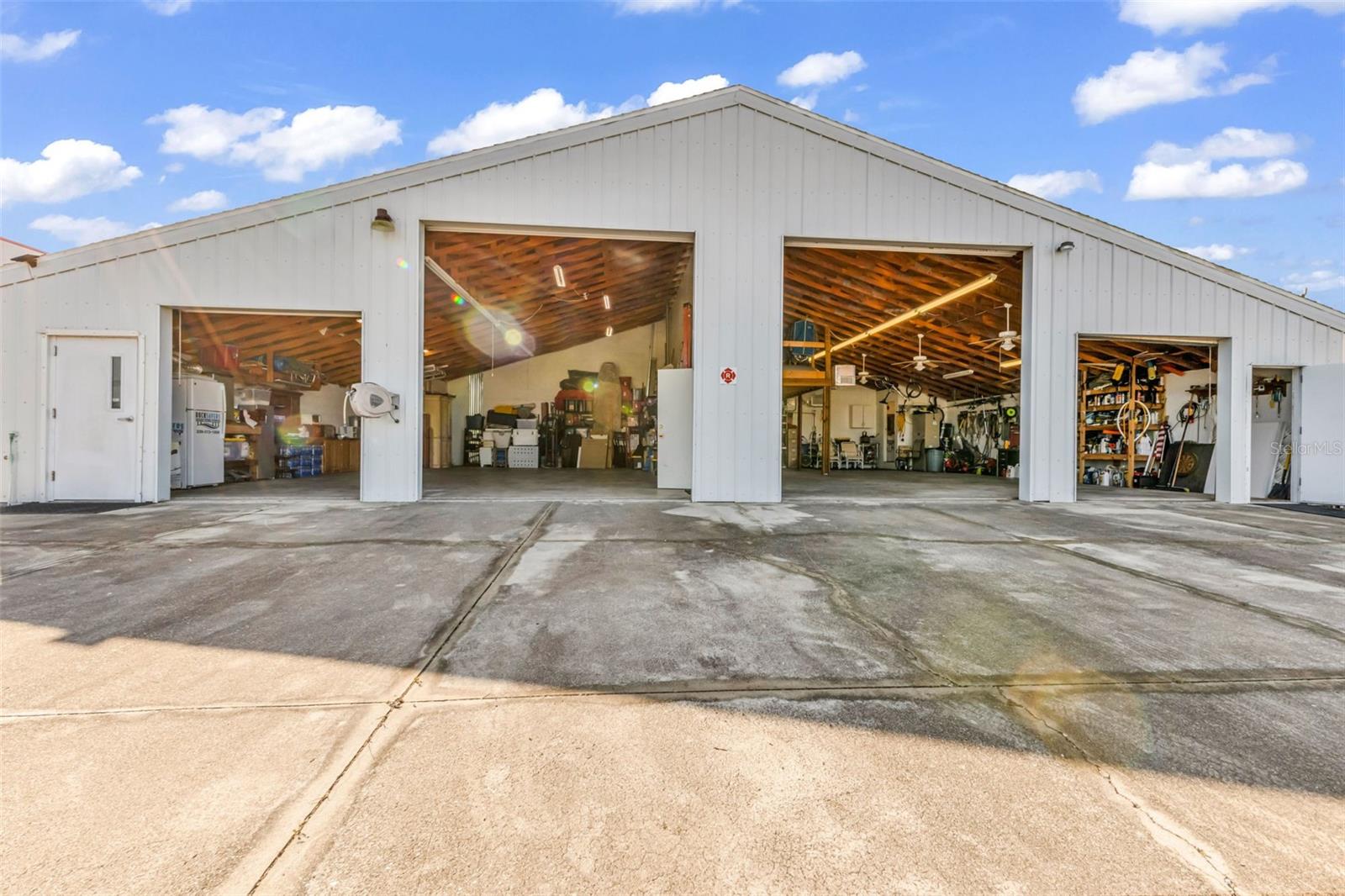 HRBR HEIGHTS - Commercial Sale
