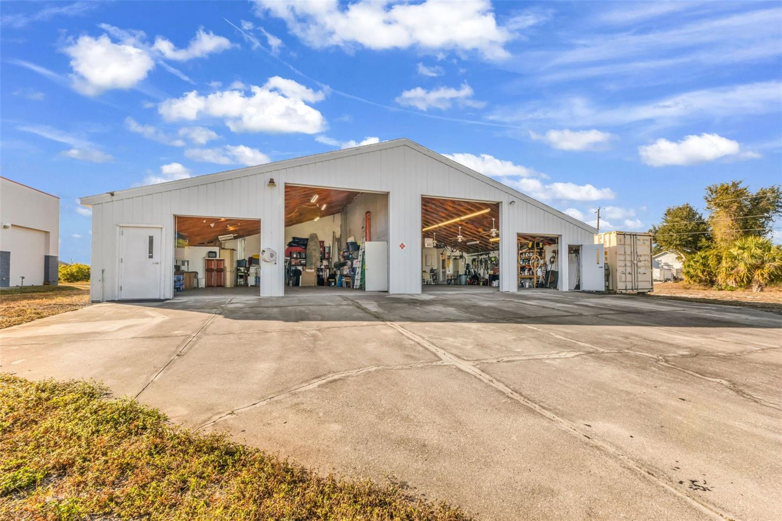 HRBR HEIGHTS - Commercial Sale