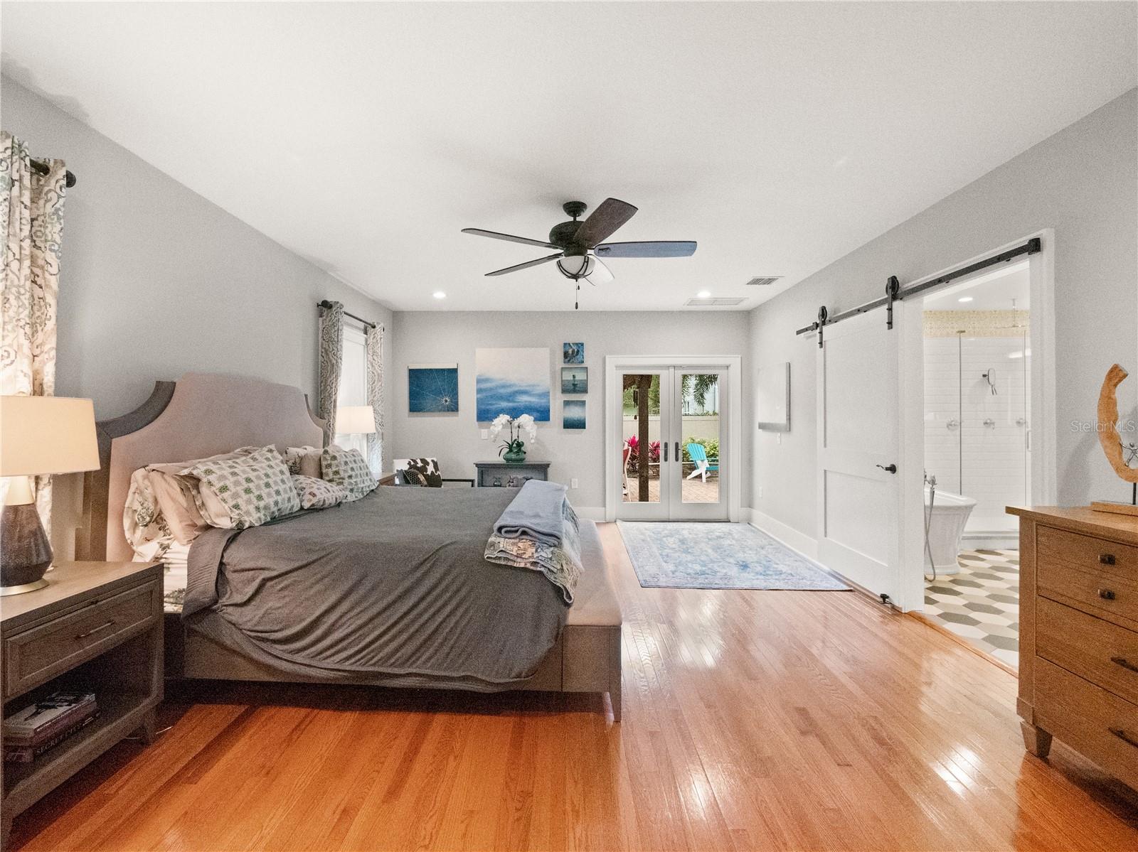 COLLEGE PARK CC SEC - Residential