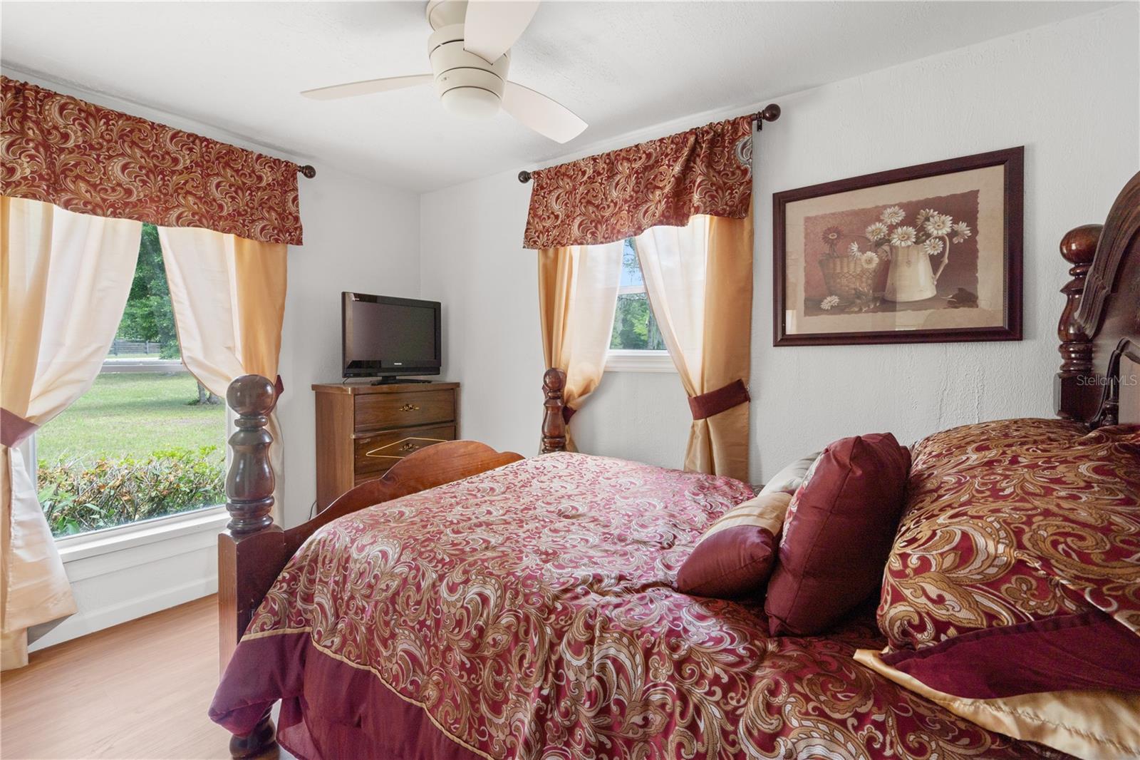 SMALL FARMS - Residential