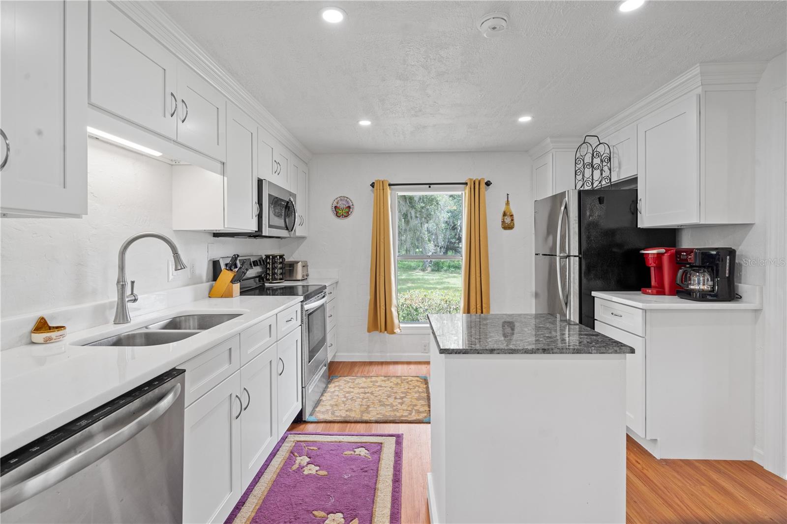 SMALL FARMS - Residential