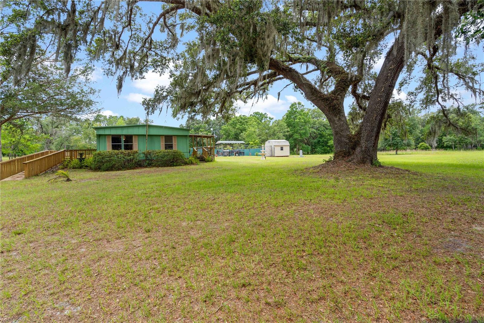 SMALL FARMS - Residential