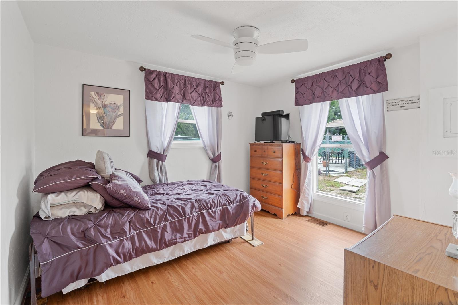 SMALL FARMS - Residential