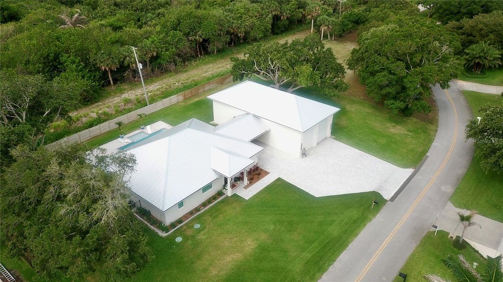 Photo of 4255 79th Street, Vero Beach, FL 32967 (MLS # O6412201)