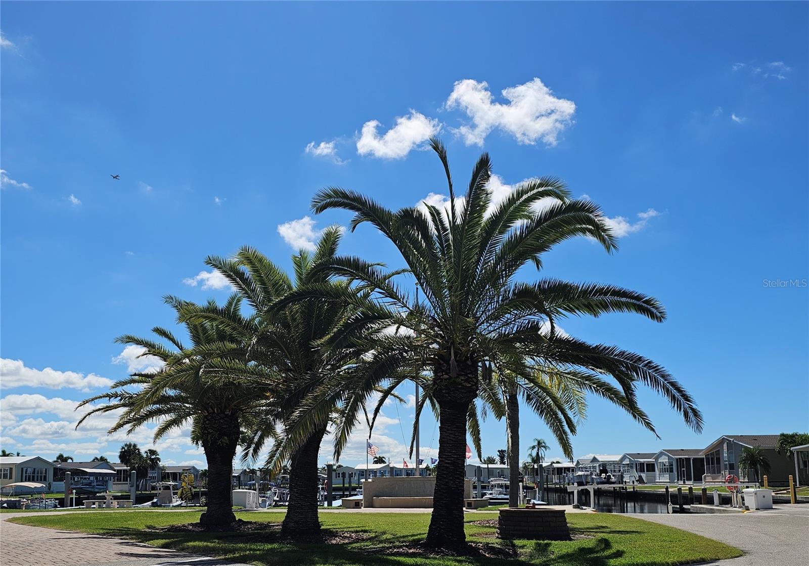 WINDMILL VILLAGE - Residential