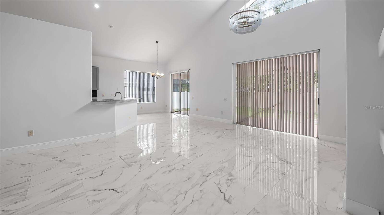 METROWEST SEC 01 - Residential Lease