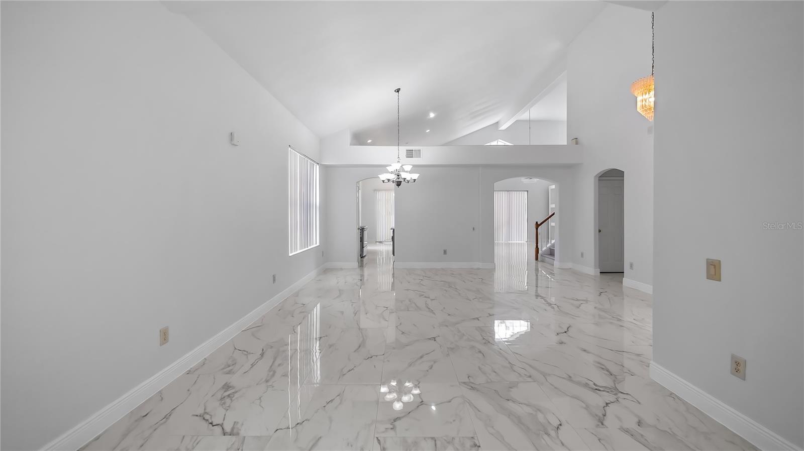 METROWEST SEC 01 - Residential Lease