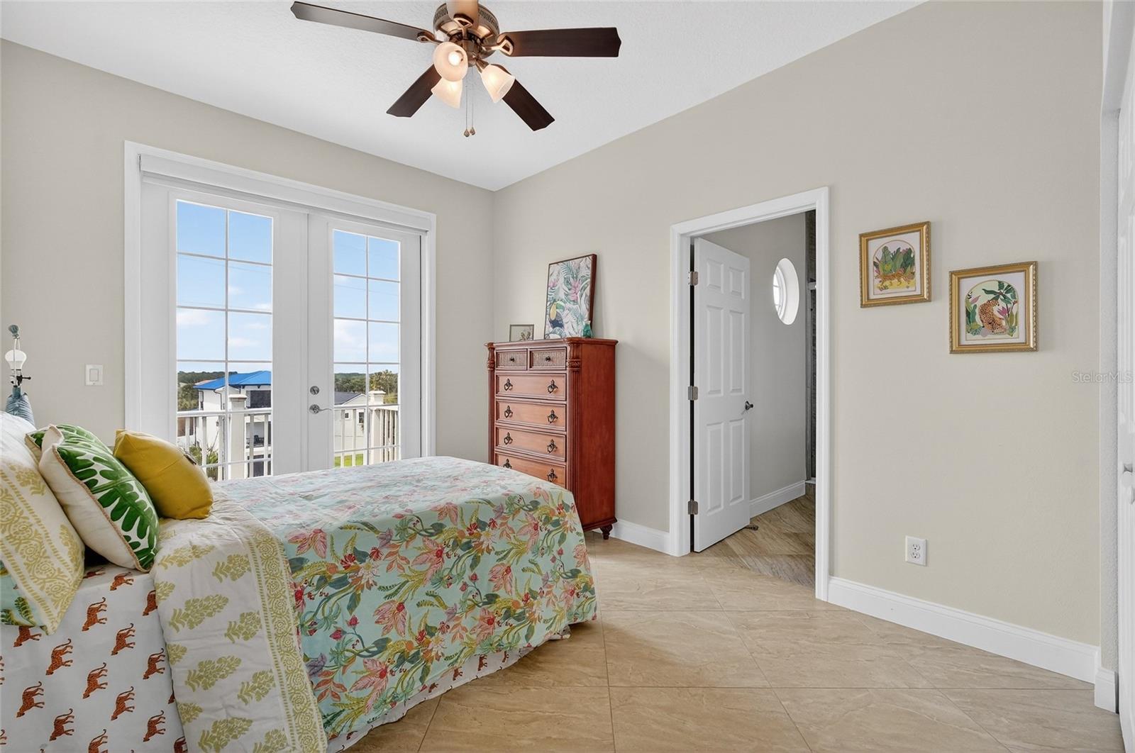 KANAHA BEACH - Residential