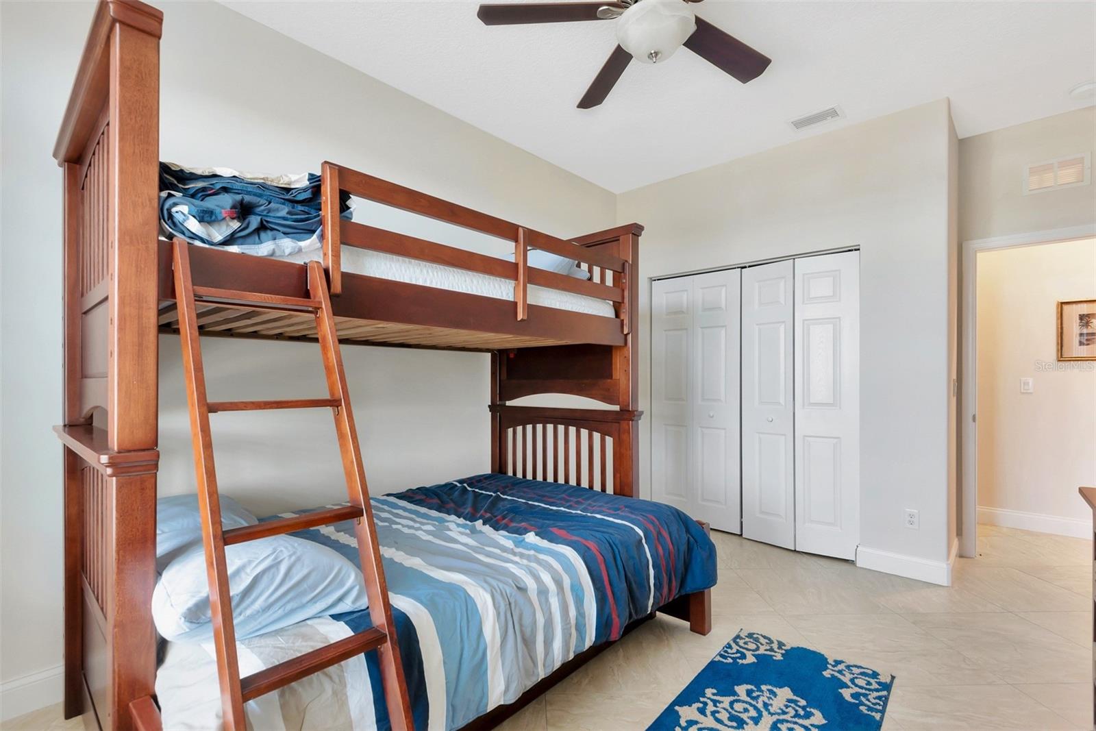 KANAHA BEACH - Residential