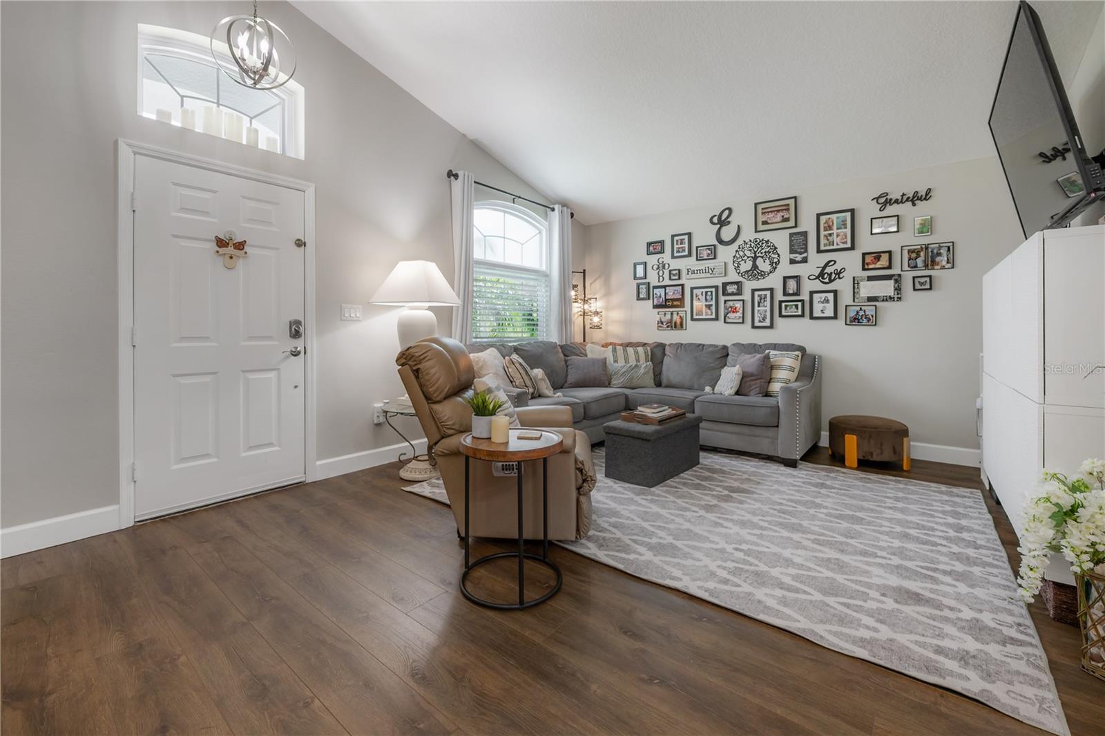 MEADOW BROOK UNIT 3 - Residential