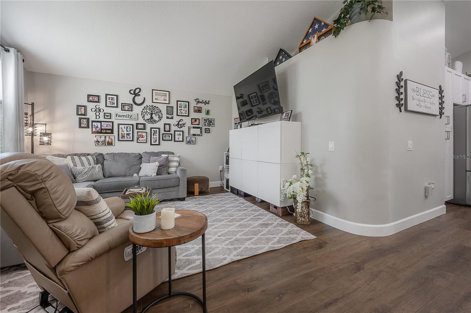 MEADOW BROOK UNIT 3 - Residential