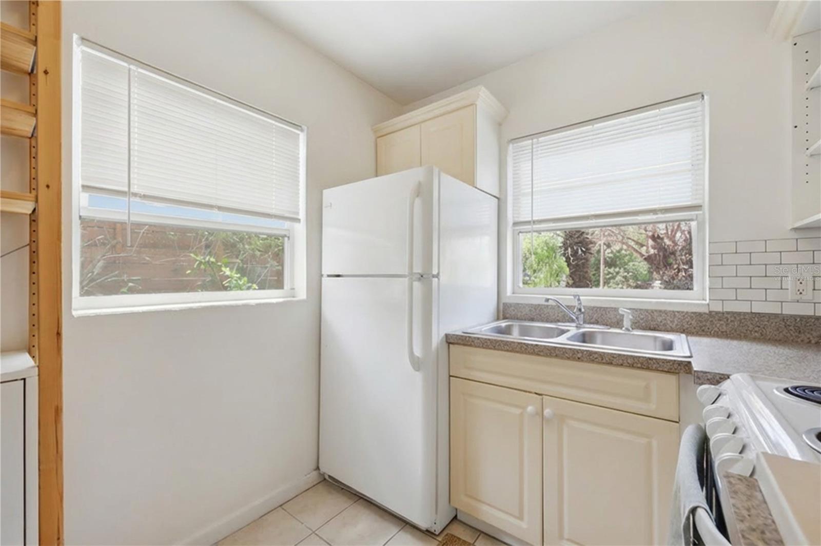 SEMINOLE PARK - Residential Income