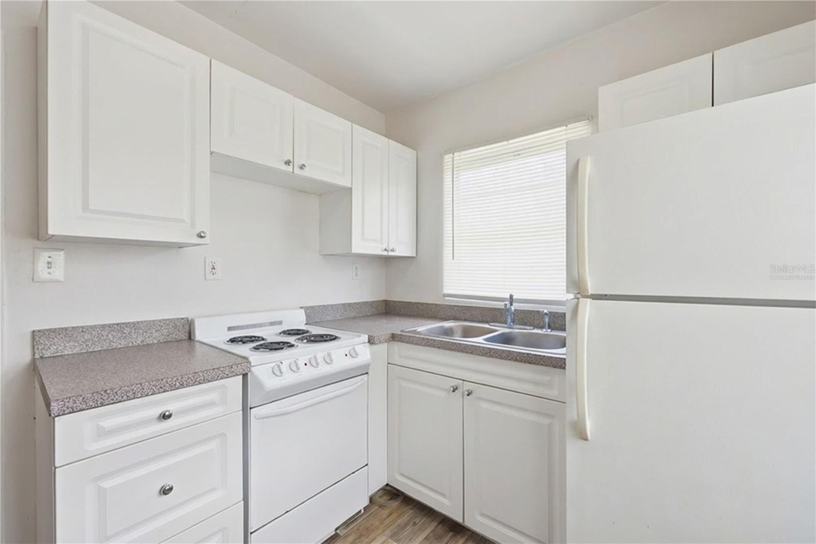 SEMINOLE PARK - Residential Income