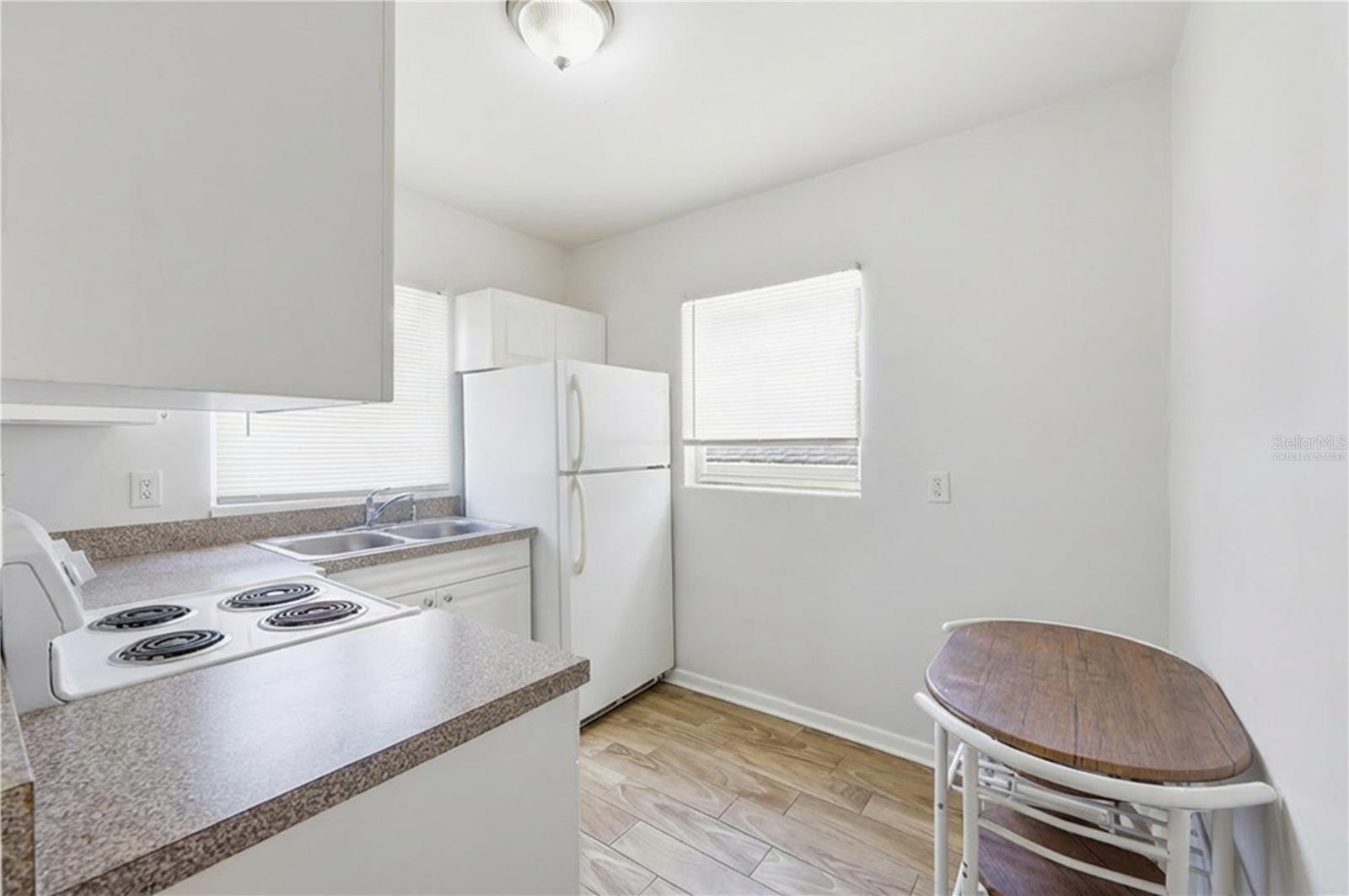 SEMINOLE PARK - Residential Income