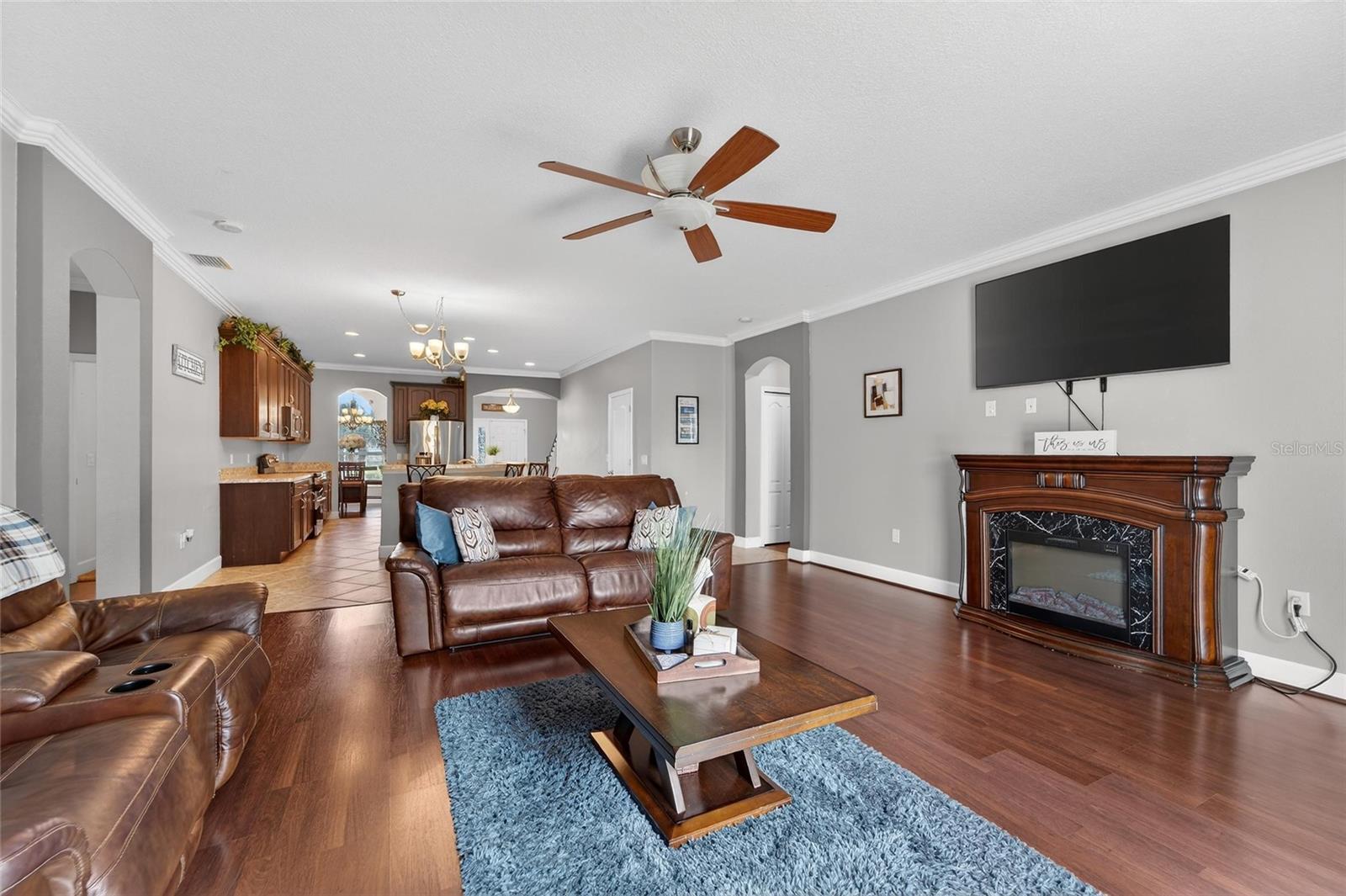 ESTATES AT LIMONA WOODS - Residential