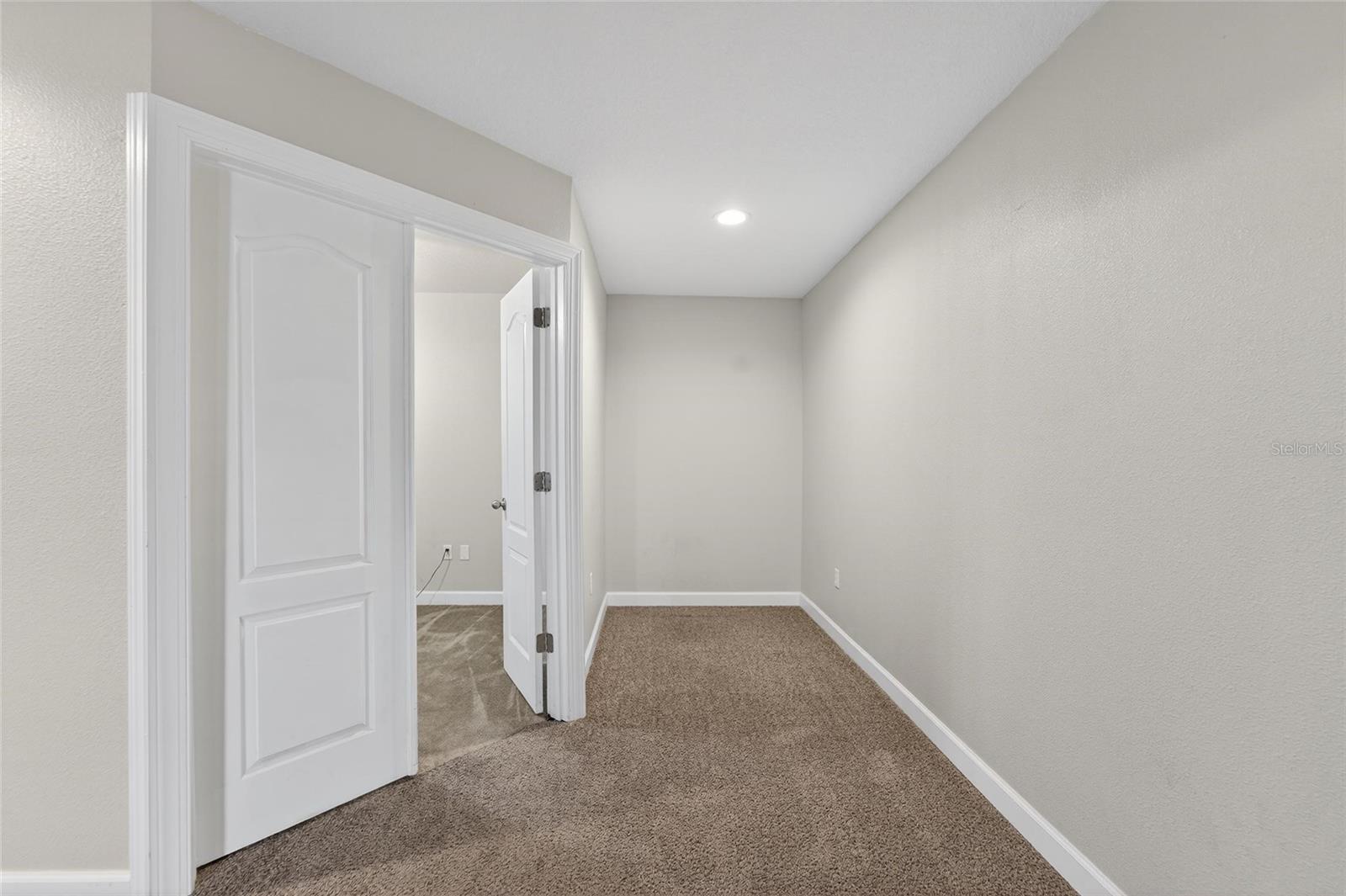 ESTATES AT LIMONA WOODS - Residential