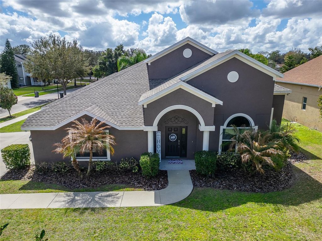 Photo of 627 Limona Woods Drive, Brandon, FL 33510 (MLS # TB8483243)