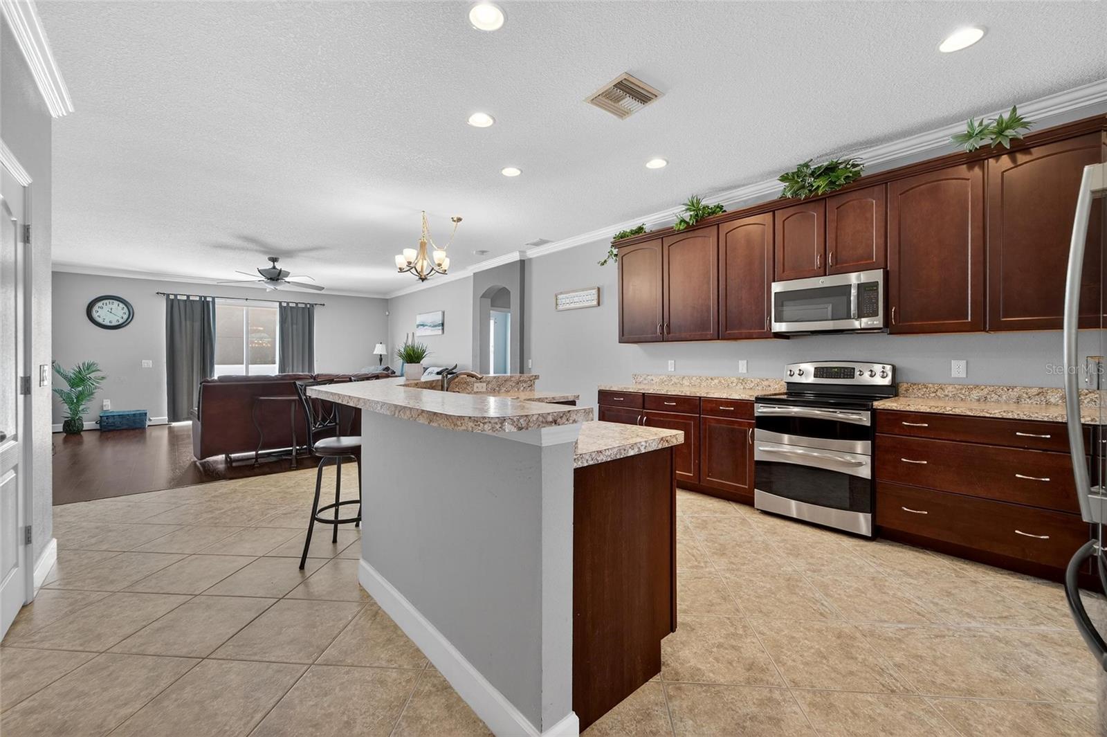 ESTATES AT LIMONA WOODS - Residential