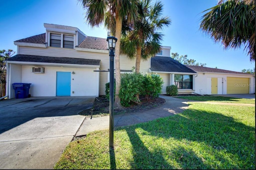 Photo of 2932 Lexington Street, Sarasota, FL 34231 (MLS # O6398095)